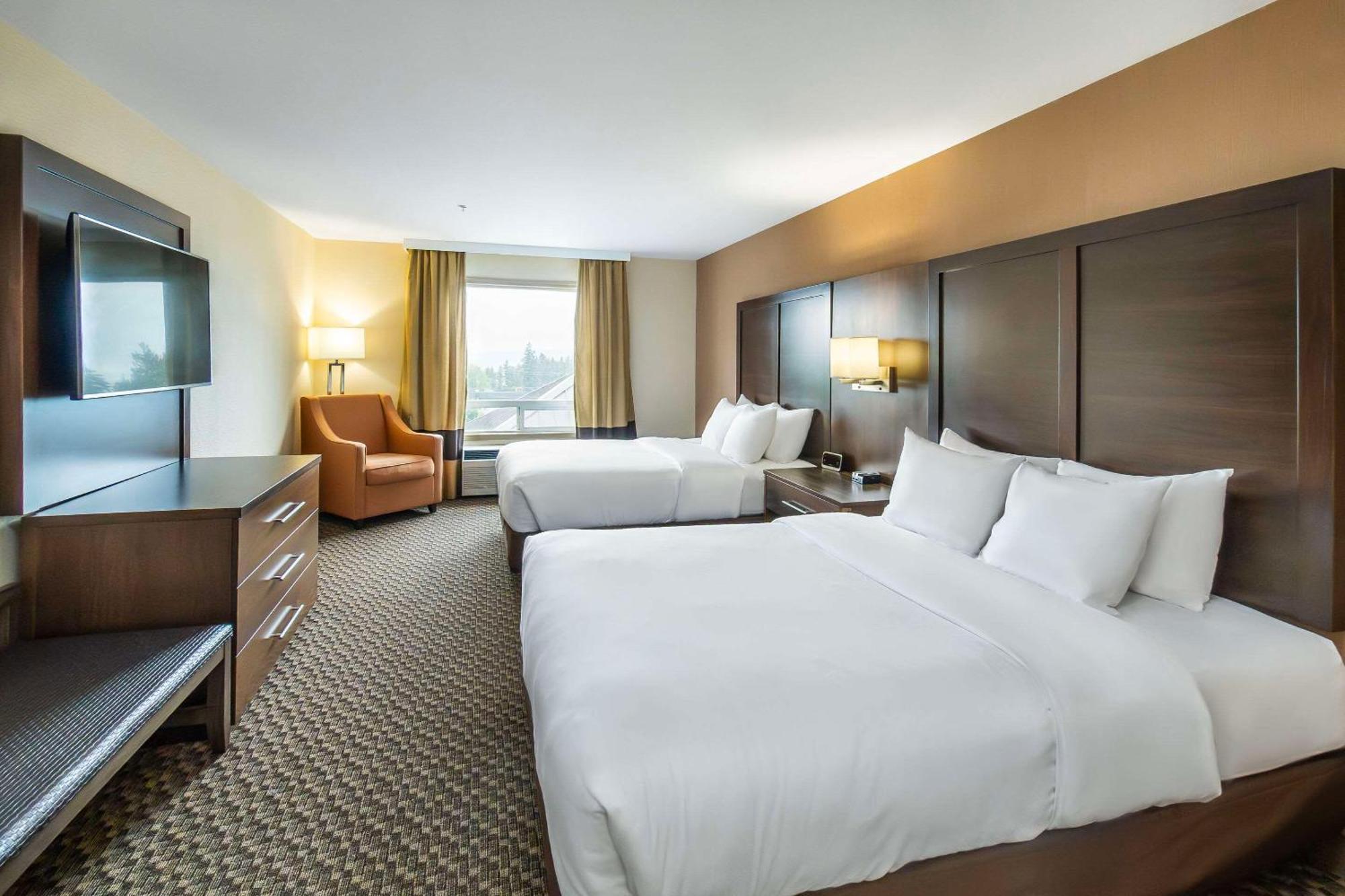 Comfort Inn & Suites Самон Арм Екстериор снимка